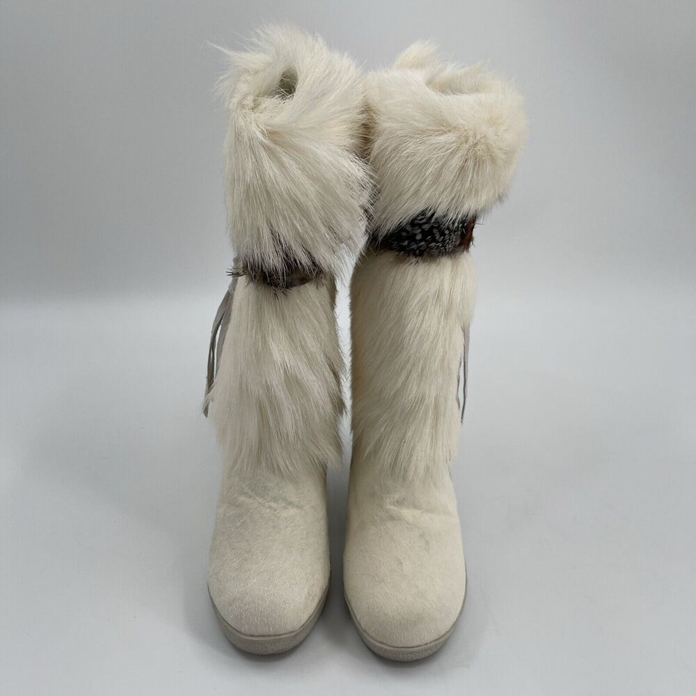 Bearpaw Wedge Goat Fur Winter Boots Womens 5 White Feathers - Picture 4 of 9